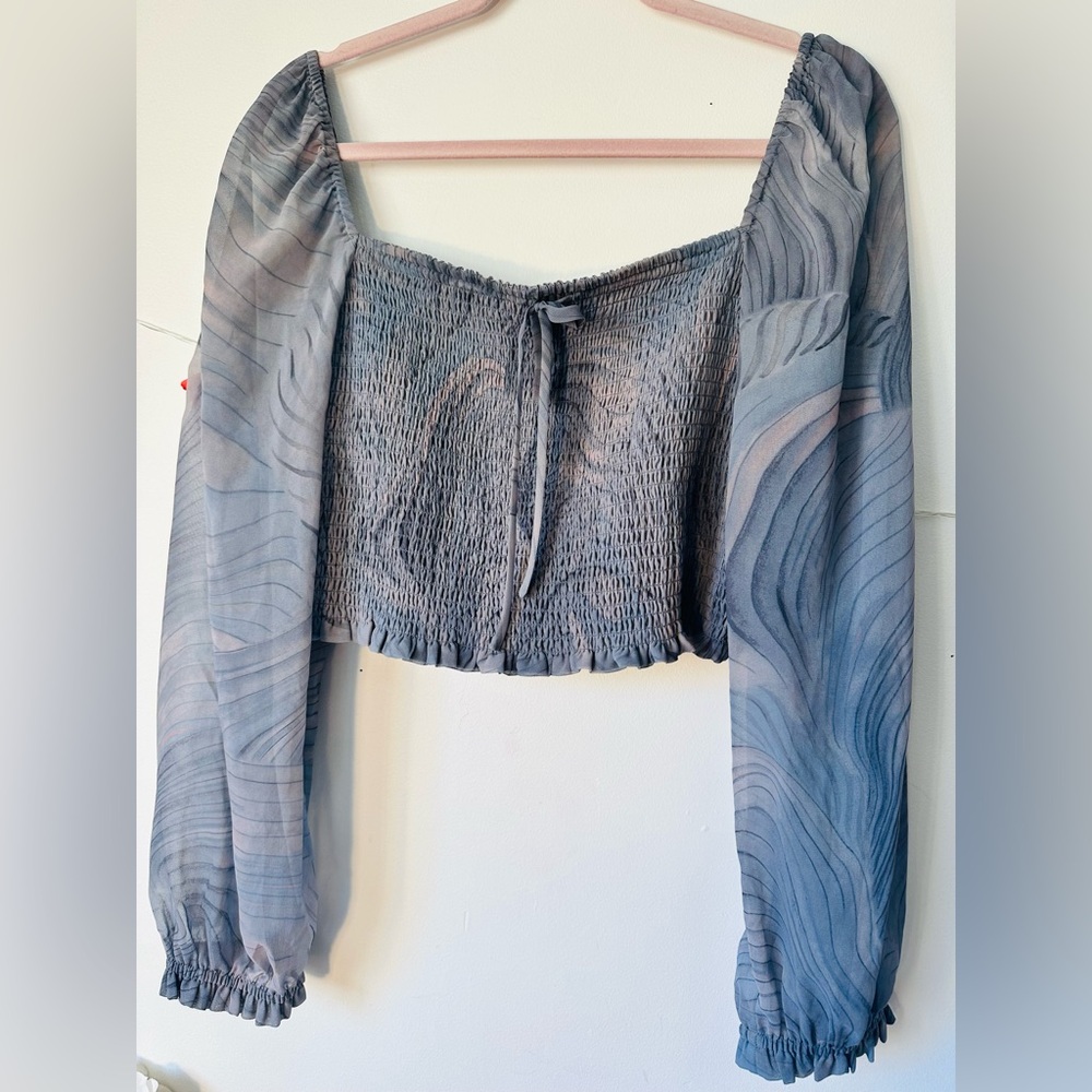 Aritzia Saga Gray Blue Swirl Smocked Blouse with Square Neckline XL - Picture 3 of 6